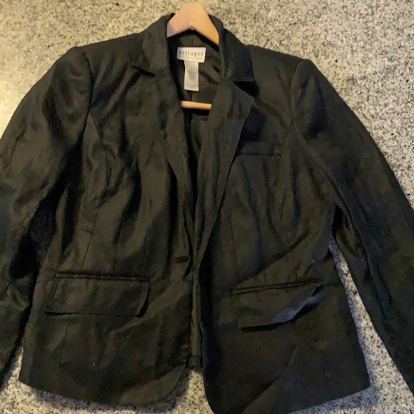 Villager black blazer with 1 front button, two front pockets. Lightly worn. - Picture 5 of 5